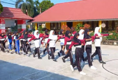 2 Regu Disiapkan Lomba Gerak Jalan oleh SDN 59 Lubuklinggau Meriahkan HUT RI ke 79