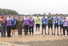 Bareng Kapolda Sumsel, Bupati Musi Rawas Gowes Wisata ke Danau Aur