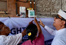 HLN Ke-80, PLN Sambung Gratis Listrik Rumah Warga Pra Sejahtera di Bali