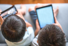 4 Kiat Mendidik Anak Era Digital, Psikolog : Cegah Pengaruh Buruk dengan Shalat 5 Waktu  