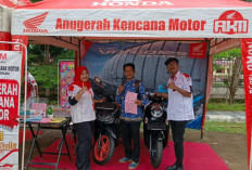 CV Anugerah Kencana Motor Hadirkan Scoopy dan Vario 125 Street di LCC Super 100 Guru, Banyak Promo Menanti!