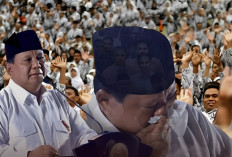 Prabowo Menangis Terharu Saat Umumkan Kenaikan Gaji Guru, Ini Pesannya Dihadapan Guru