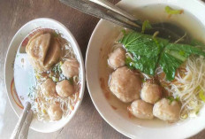 Kuliner Musi Rawas: Nge-Bakso di Warung Lesehan Mbak Menik M Siti Harjo