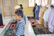MI Nurul Islam Lubuklinggau Biasakan Anak Tunaikan Ibadah Sejak Dini
