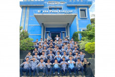 Belajar tentang Jurnalistik, SMPIT AN-NIDA’ Lubuk Linggau Kunjungan Edukatif ke Harian Pagi Linggau Pos