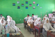  Makan Bergizi Gratis Bikin Pelajar SMAN 4 Lubuk Linggau Rajin Masuk Sekolah