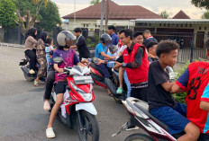 Bersama OKP, Sat Intel Polres Lubuk Linggau Bagi-bagi Takjil dan Buka Berasama