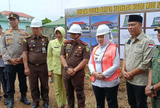 Kajati Sumsel Lakukan Peletakan Batu Pertama Pembangunan Kantor Kejari Mura