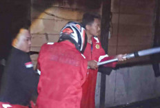 Kebakaran di Megang Sakti, Begini Perjuangan Tim Damkar Musi Rawas Padamkan Api