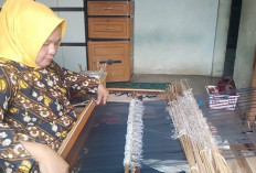 Tenun Songket Tradisional Emi Sartika, Lestarikan Warisan Budaya