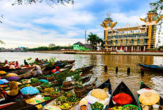 Kota Seribu Sungai Martapura Ajak Wisatawan Taklukan 155 Anak Tangga Dibayar Pemandangan Spektakuler 