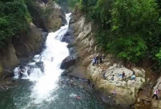 Keindahan Alam Air Terjun Tiku di Kabupaten Muratara