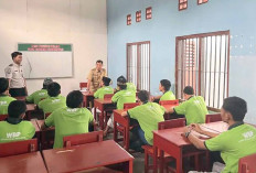 Warga Binaan Lapas Lubuk Linggau yang Sempat Putus Sekolah Ikut Ujian Kejar Paket