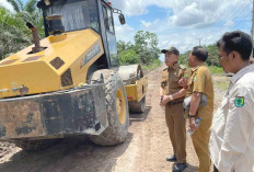 Instruksi Bupati Muba Dijawab Aksi Nyata, Warga - Perusahaan Gotong Royong Bangun Jalan Desa