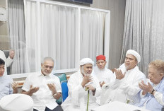  Haji Alim Sebelum Ditangkap Kejati Sumsel, Sempat Dibesuk dan Didoakan Habib Rizieq Shihab