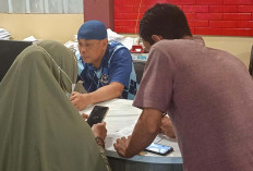 Nama Istrinya Disebut-sebut, Pria Ini Emosi Hampir Bacok Tetangga Sendiri 