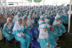 Ajak Santri Jaga Masa Depan Bangsa dengan Doa