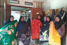 Pengrajin Rumah Batik Asri Butuh Bantuan Mesin Cetak Batik