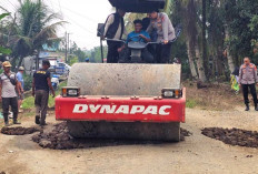 Pengurus NU, Tokoh Masyarakat dan Polres Mura Perbaiki Jalan, Ini Tanggapan Wabup, Suprayitno