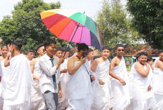 Agar Termotivasi ke Baitullah, Santri Pondok Pesantren Mazro’illah Lubuk Linggau Manasik Haji