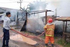 Bedeng Mantan Kades Ludes Terbakar, Bupati : Jika Terjadi Kedaruratan Segera Hubungi 112  