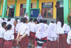 Kepala SDN 44 Lubuk Linggau Himbau Siswa untuk Disiplin dan Berkarakter