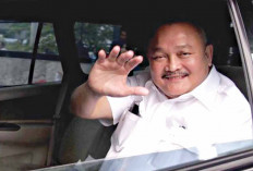Sedikit Kenangan Alex Noerdin