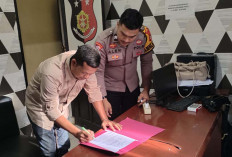 Lagi, Dua Warga Musi Rawas Sukarela Serahkan Kecepek Laras Panjang ke Mapolsek