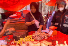 Pedagang Ayam Tanggapi Santai Isu Pemindahan ke Pasar Bukit Sulap