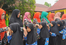 Hari Pertama Masuk Sekolah MIN 1 Mura Gelar Halal Bihalal