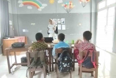 Hari Disabilitas Internasional 2025 : Intip Perjuangan Guru SLB Lubuk Linggau Mencetak Anak Mandiri