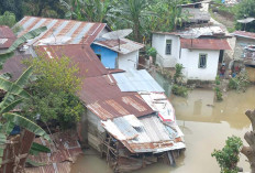  Terjadi Pendangkalan Saluran Pembuangan Enam Rumah Warga Langganan Banjir   