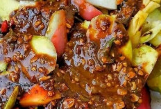 Kuliner Lubuk Linggau : Cobain Segernya Rujak Buah Bu Sri