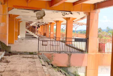 Sedih Melihat Kondisi Plaza Pinggir Lematang Kabupaten Lahat Saat Ini 