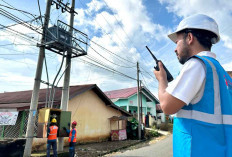 PLN UID S2JB Wujudkan Keadilan Energi, Serahkan Bantuan Pasang Baru Listrik di Lubuk Linggau