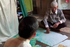 Wako Palembang Ratu Dewa Kunjungi Kakek Korban Begal