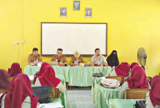 Harian Pagi Linggau Pos dan MKKS SMP Musi Rawas Rapat Pemantapan LCC Wawasan Kebangsaan Super 100