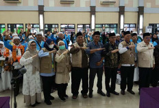 Jamaah Haji Tiba di Muratara, Disambut Sukacita Oleh Keluarga