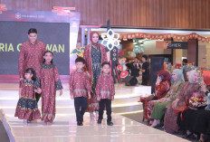 Fashion Show Zaya Raya Series ke-4 Jelita Sriwijaya : Perhelatan Busana Eksklusif Kain Khas Palembang