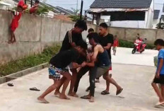 Tegur Sekelompok Remaja Main Layangan di Jalan, Ayah dan Anak jadi Korban pengoroyokan dan Penikaman 