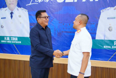 Tingkatkan Layanan Keimigrasian, Tim Imigrasi Palembang Datangi Bupati Muba