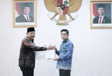 Hendri Praja Menjabat Plt Bupati Rejang Lebong, Saat Sambutan Tak Kuasa Menahan Tangis