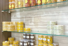 Kue Kering Khas Lebaran di D'Maria Donuts And Bakery