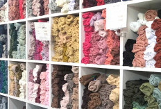 Paris Jadul Tetap Jadi Primadona, Murah, Nyaman, dan Laris Manis di Lubuk Linggau