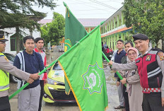 Yayasan Warohma: TK-RA-MI-SMP IT Nur Riska Gelar Pawai Ramadhan 1446 H & Sedekah Bersama Nur Riska