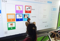 Guru TK Negeri Pembina 3 Lubuk Linggau Berikan Pembelajaran Interaktif dan Menyenangkan