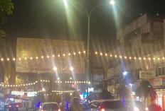 Warga Lubuk Linggau Merasa Lebih Aman Dipasangnya Lampu Hias, Berharap Segera Diperbaiki jika Ada yang Padam