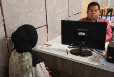 Seorang Perempuan Dikurung dan Dianiaya oleh Kekasih Sesama Jenisnya