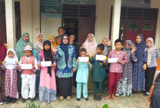 SDN 4 Muara Beliti, Ajarkan Peserta Didiknya Untuk Berbagi di Bulan Suci Ramadhan 