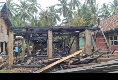 Ditinggal Nambang Emas di Jambi, Rumah Warga Muratara Ludes Terbakar